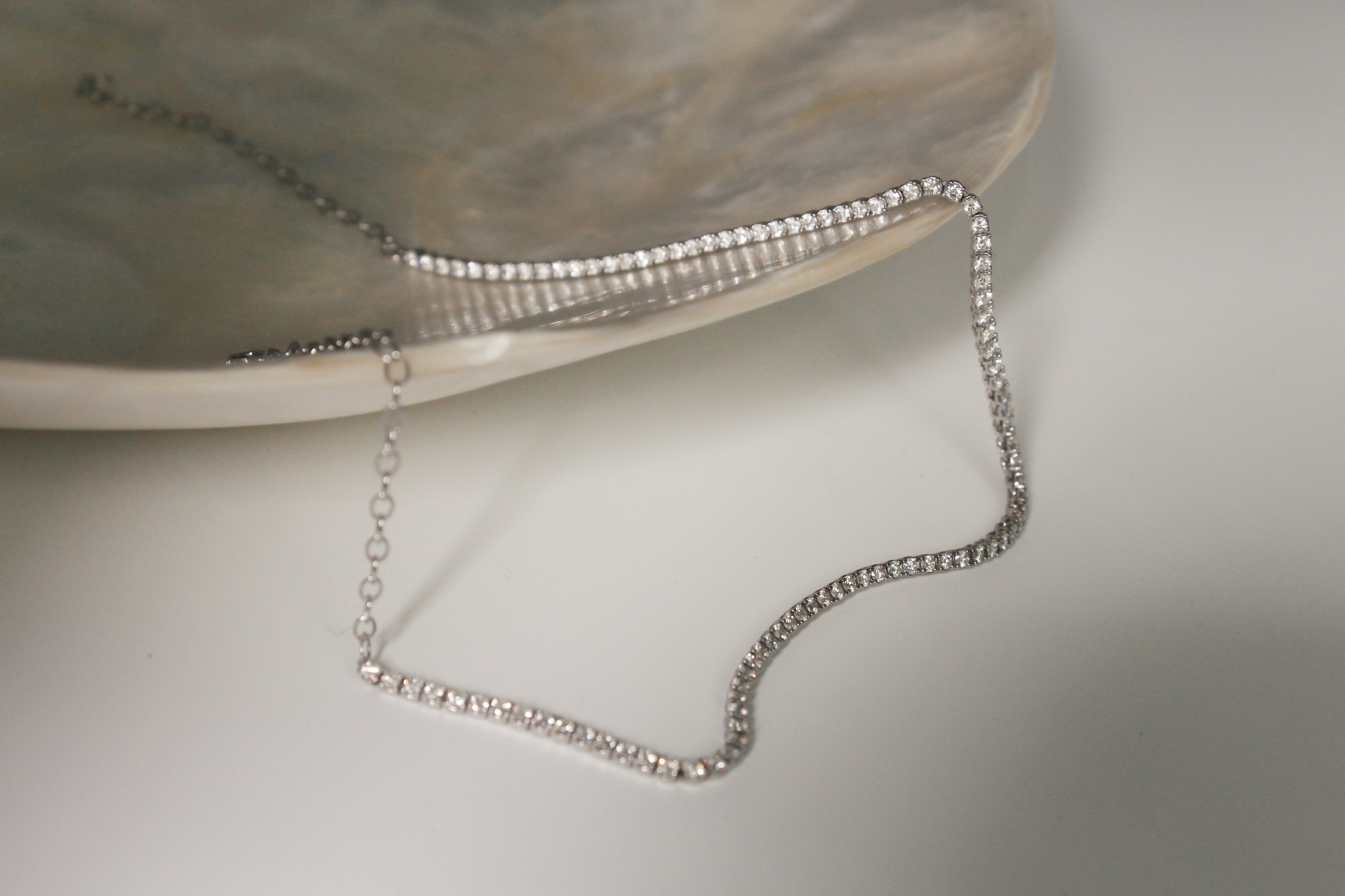 Adjustable 3 carat natural diamond tennis necklace